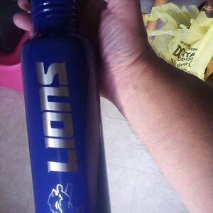 Detroit Lions metal water bottle and Detroit Lions license plate